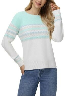 NWT 525 Women's Sweater